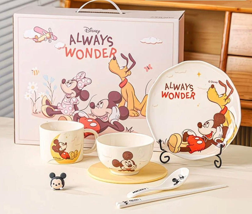 Disney Mickey & Friends Dining Set – Gift Box Edition